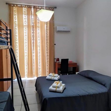 B&B Romy Napoli Eksteriør bilde