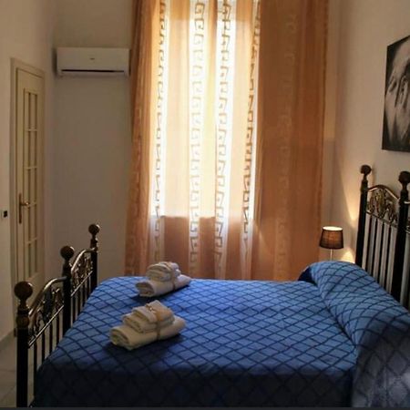 B&B Romy Napoli Eksteriør bilde