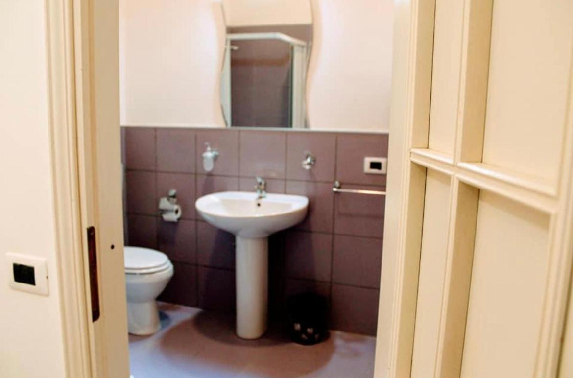 B&B Romy Napoli Eksteriør bilde