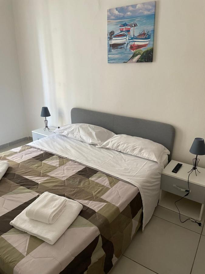 B&B Romy Napoli Eksteriør bilde